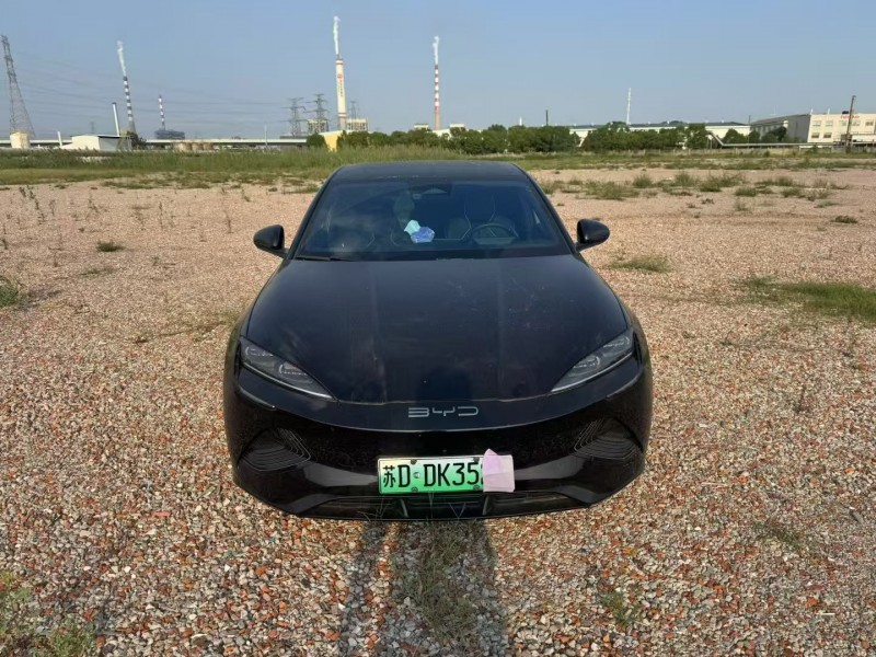 常州23年比亚迪海豹1