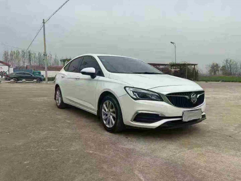 徐州19年别克威朗3