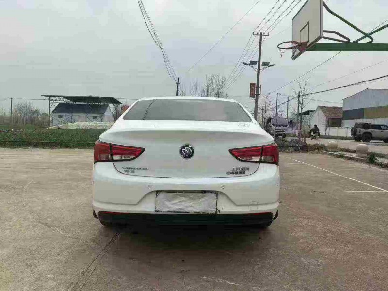 徐州19年别克威朗6