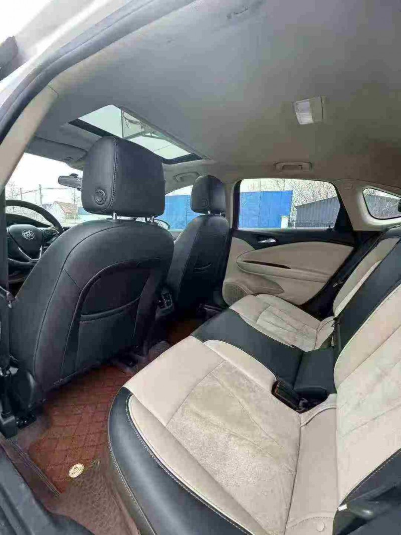 徐州19年别克威朗8