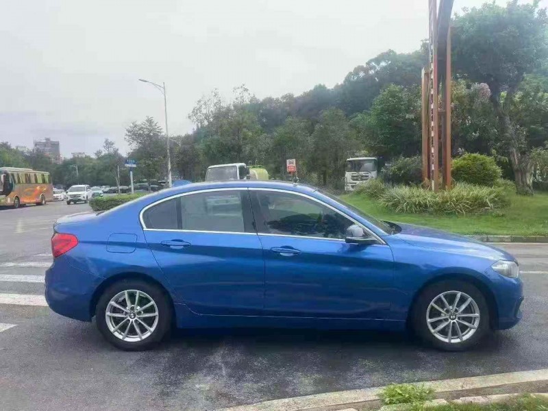 东莞18年宝马1系2