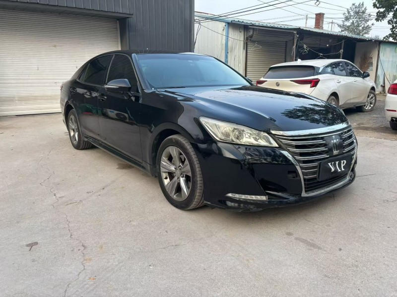 徐州15年丰田皇冠5