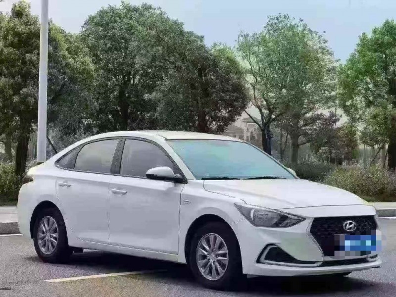 东莞19年现代悦动1