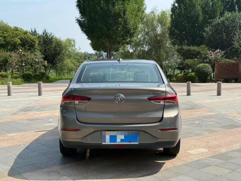 菏泽18年别克英朗9