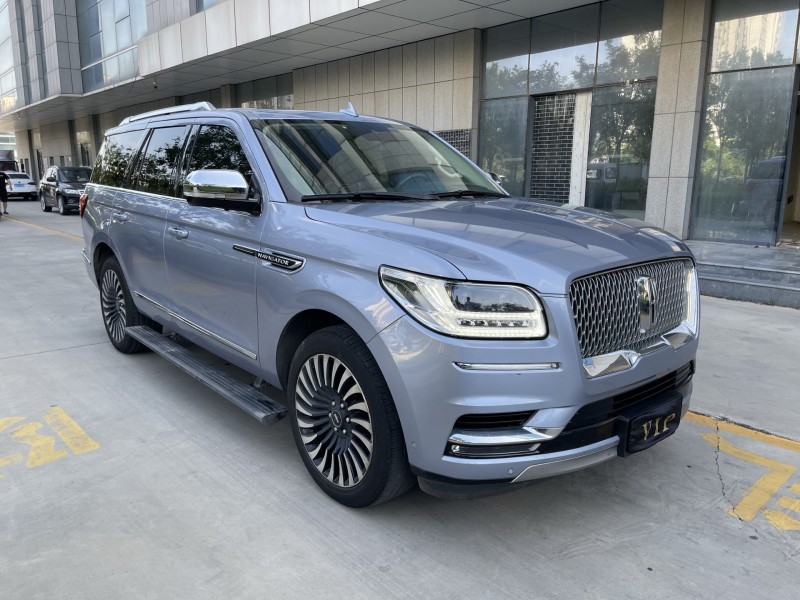 济宁22年林肯领航员2
