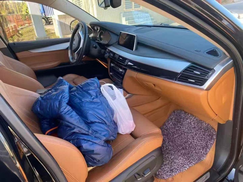 广州18年宝马X66