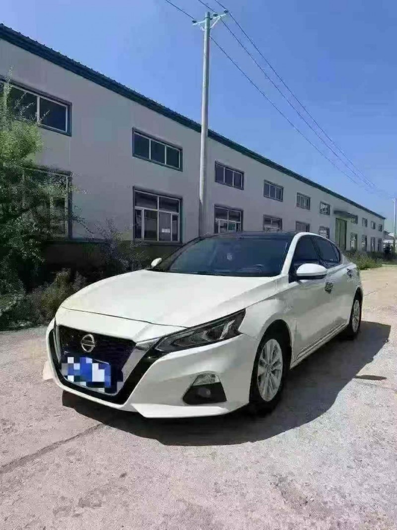 东莞21年日产天籁3