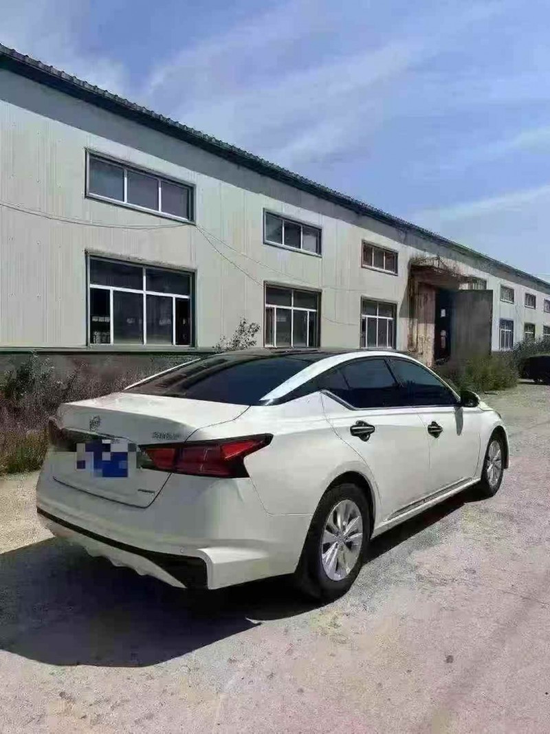 东莞21年日产天籁7