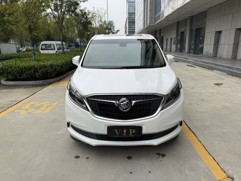 济宁18年别克GL81