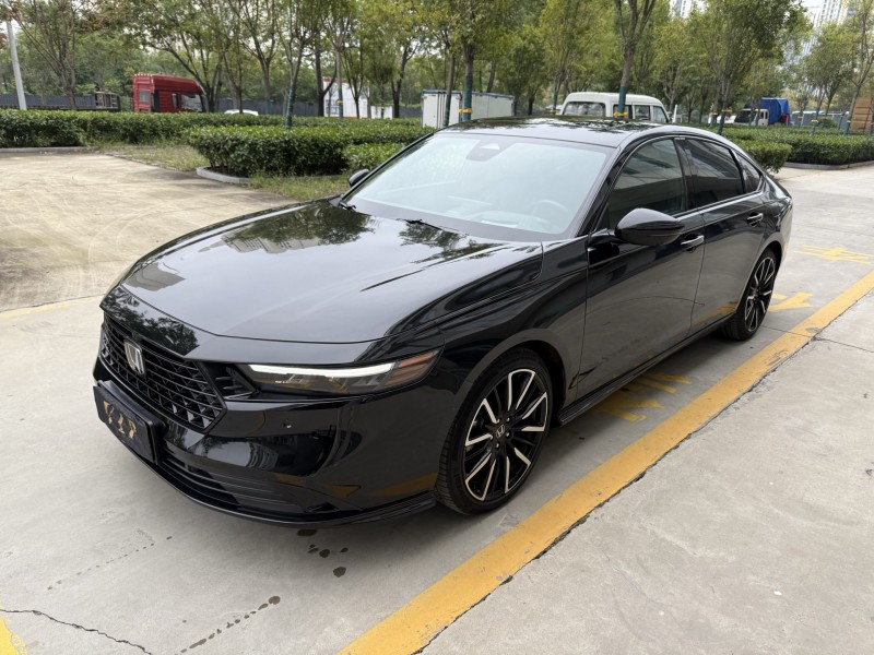 济宁23年本田雅阁2