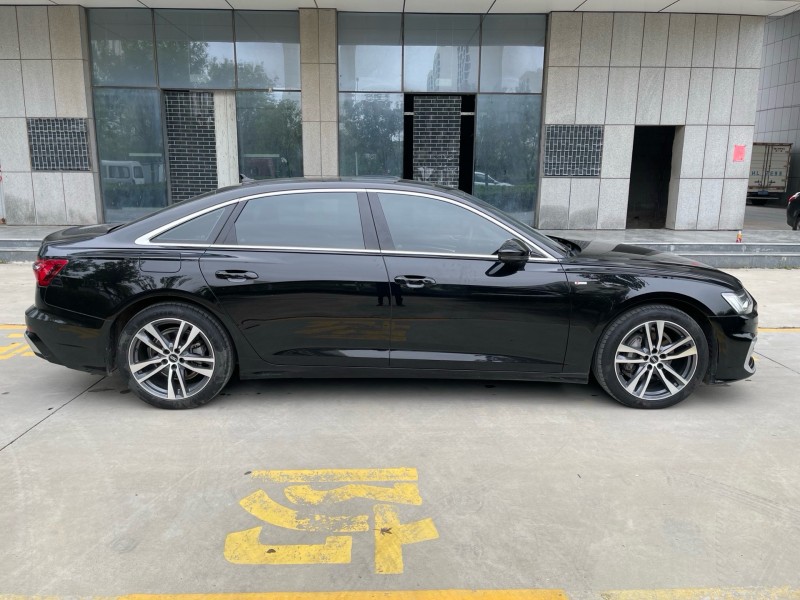 济宁24年奥迪A6L7