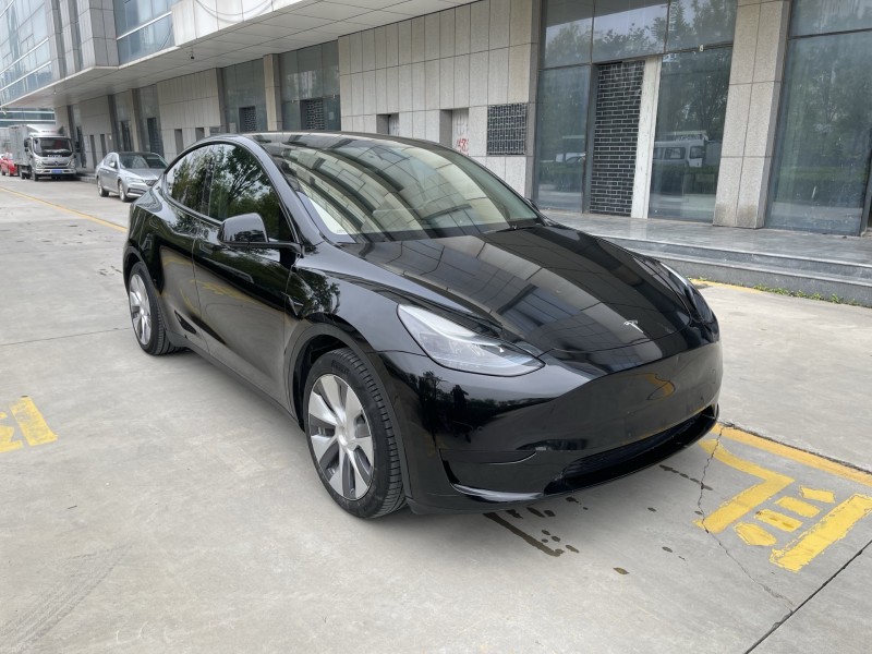 济宁23年特斯拉MODEL Y3