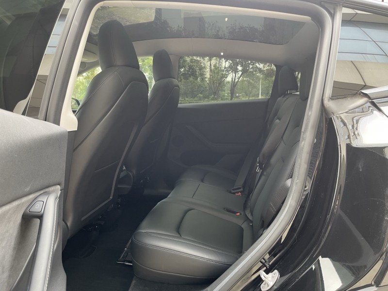 济宁23年特斯拉MODEL Y6