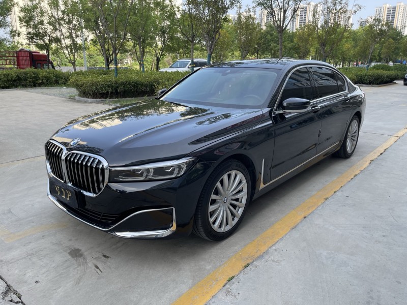 济宁21年宝马7系2