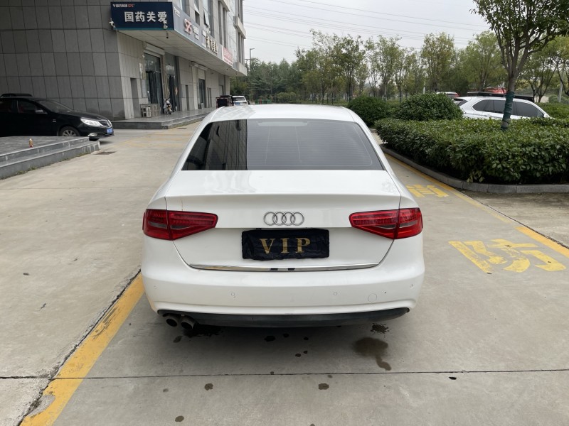 济宁13年奥迪A4L9