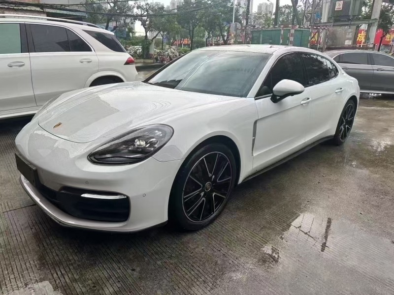 广州23年保时捷帕拉梅拉2