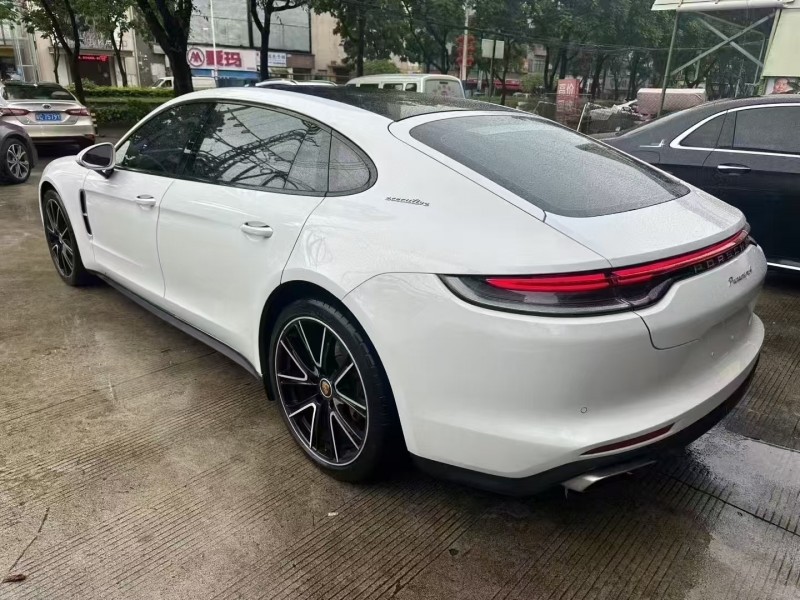 广州23年保时捷帕拉梅拉7