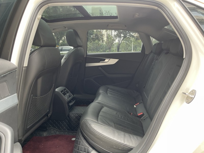 济宁19年奥迪A4L6