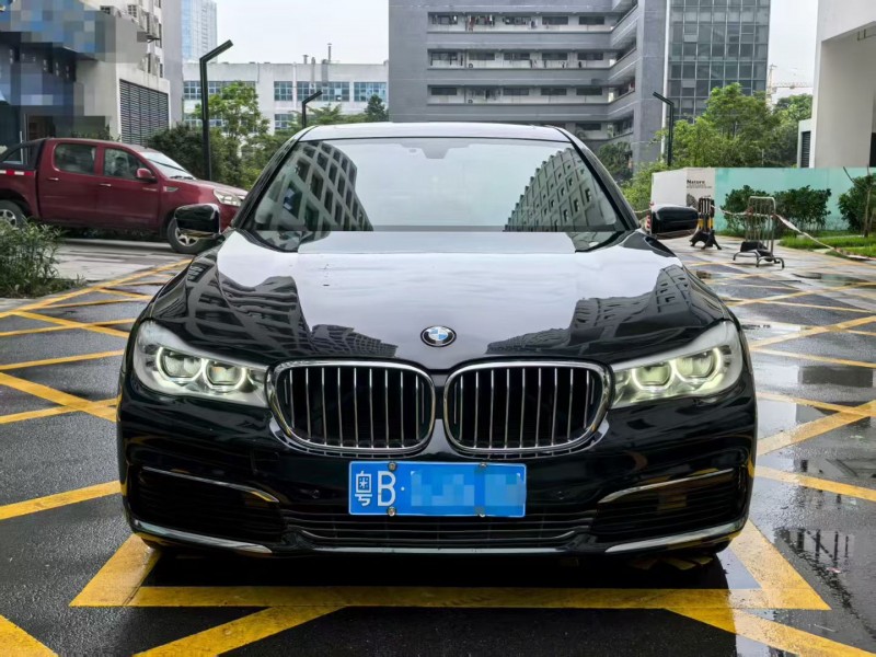 深圳17年宝马7系1