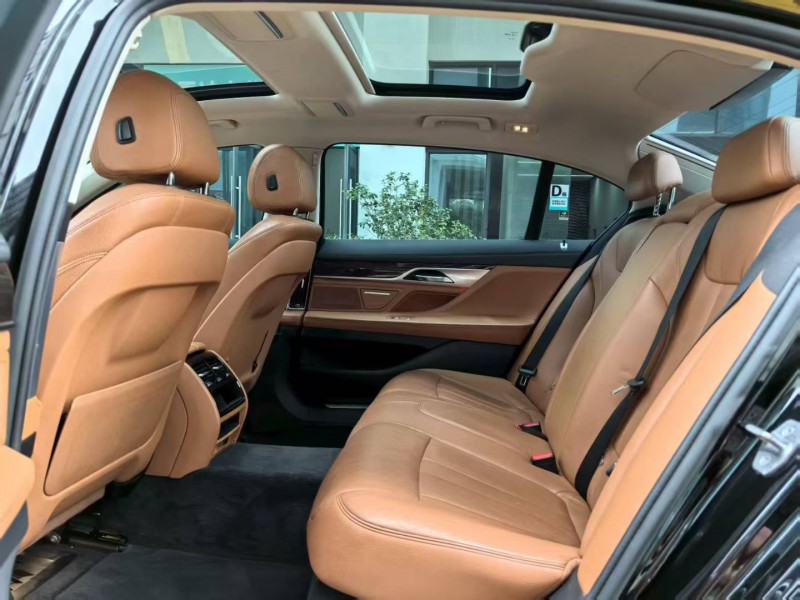 深圳17年宝马7系5