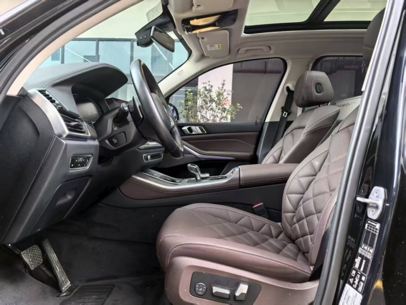 深圳23年宝马X56