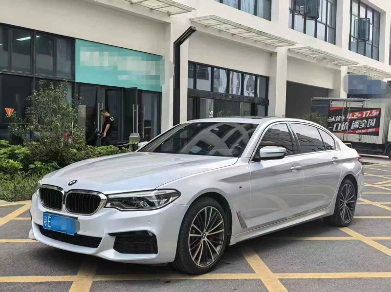 深圳20年宝马5系5