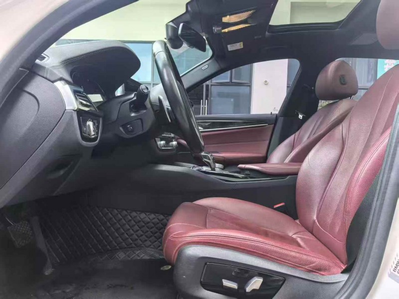 深圳20年宝马5系9