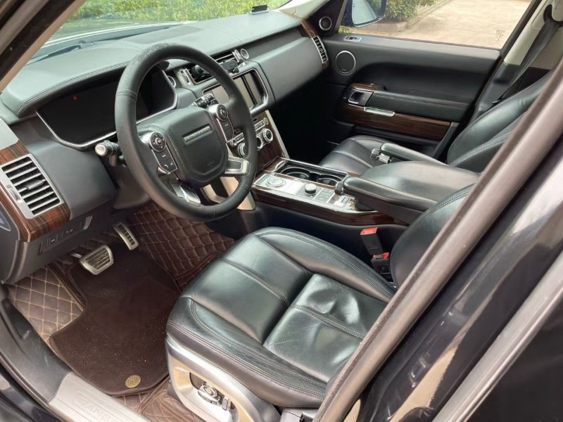 济宁16年路虎揽胜行政5