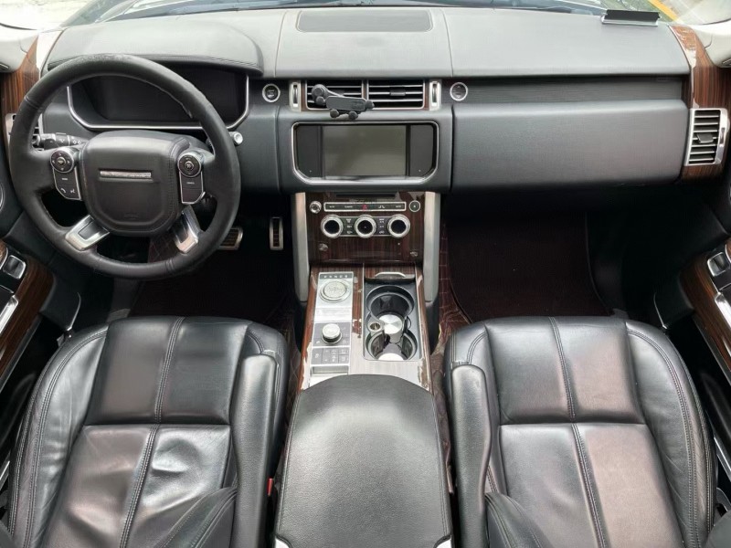 济宁16年路虎揽胜行政6