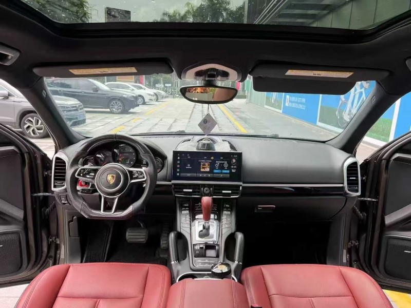 广州13年保时捷卡宴5