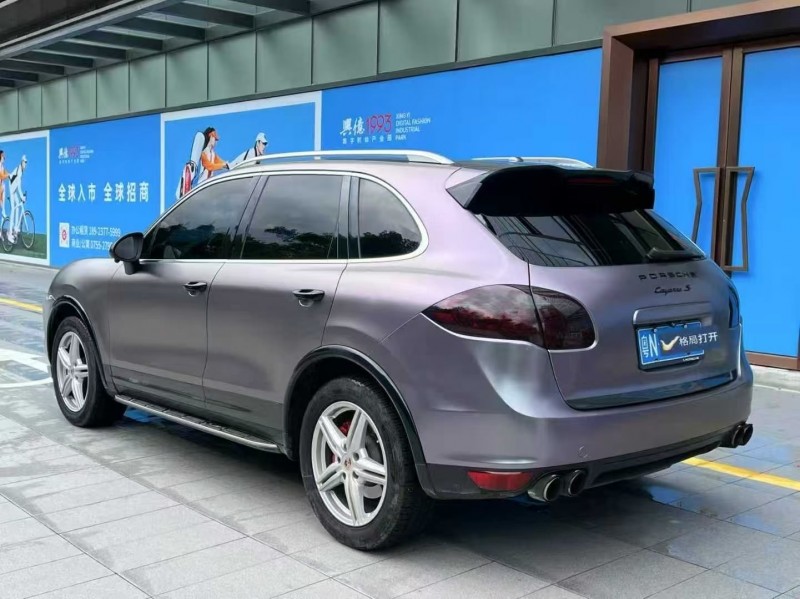 广州13年保时捷卡宴8