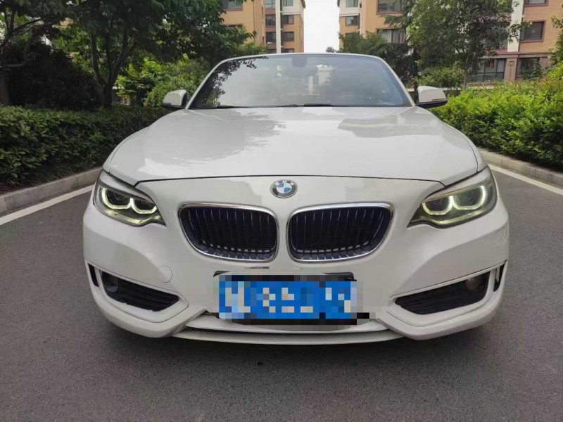 青岛16年宝马2系1