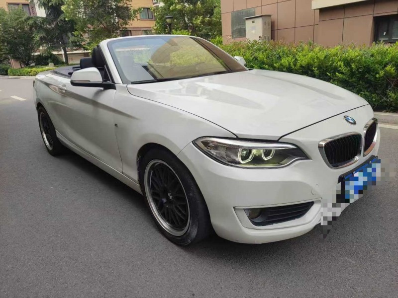 青岛16年宝马2系3