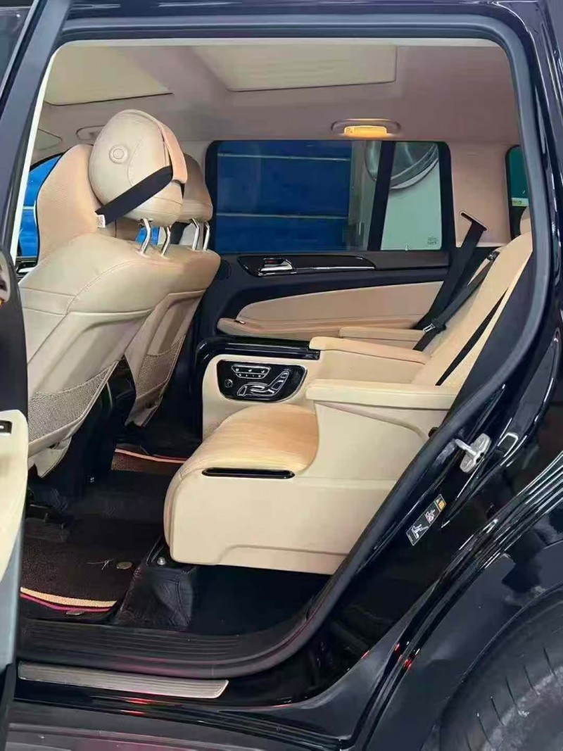 广州18年奔驰GLS4