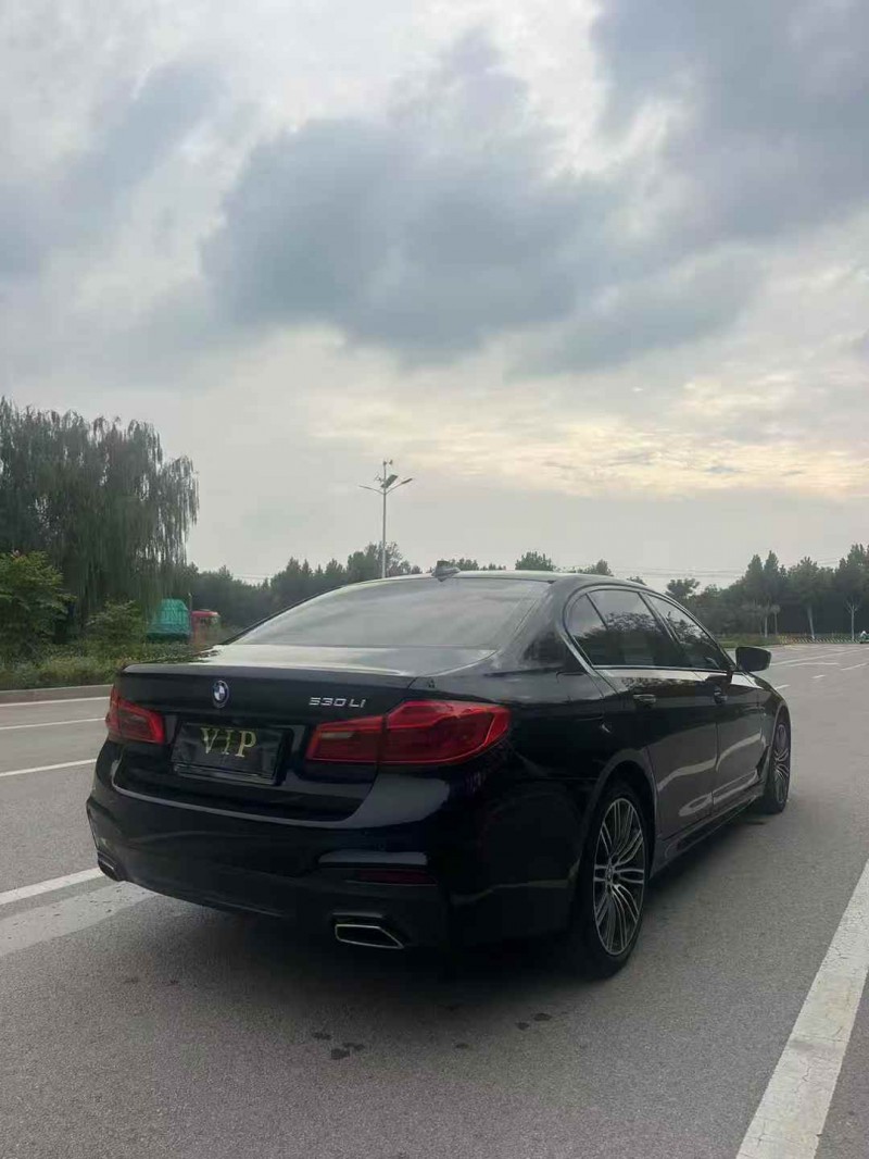 枣庄17年宝马5系8