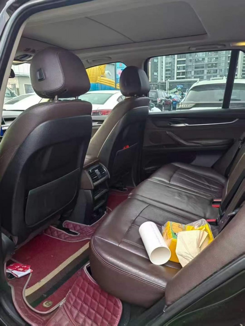 金华15年宝马X56