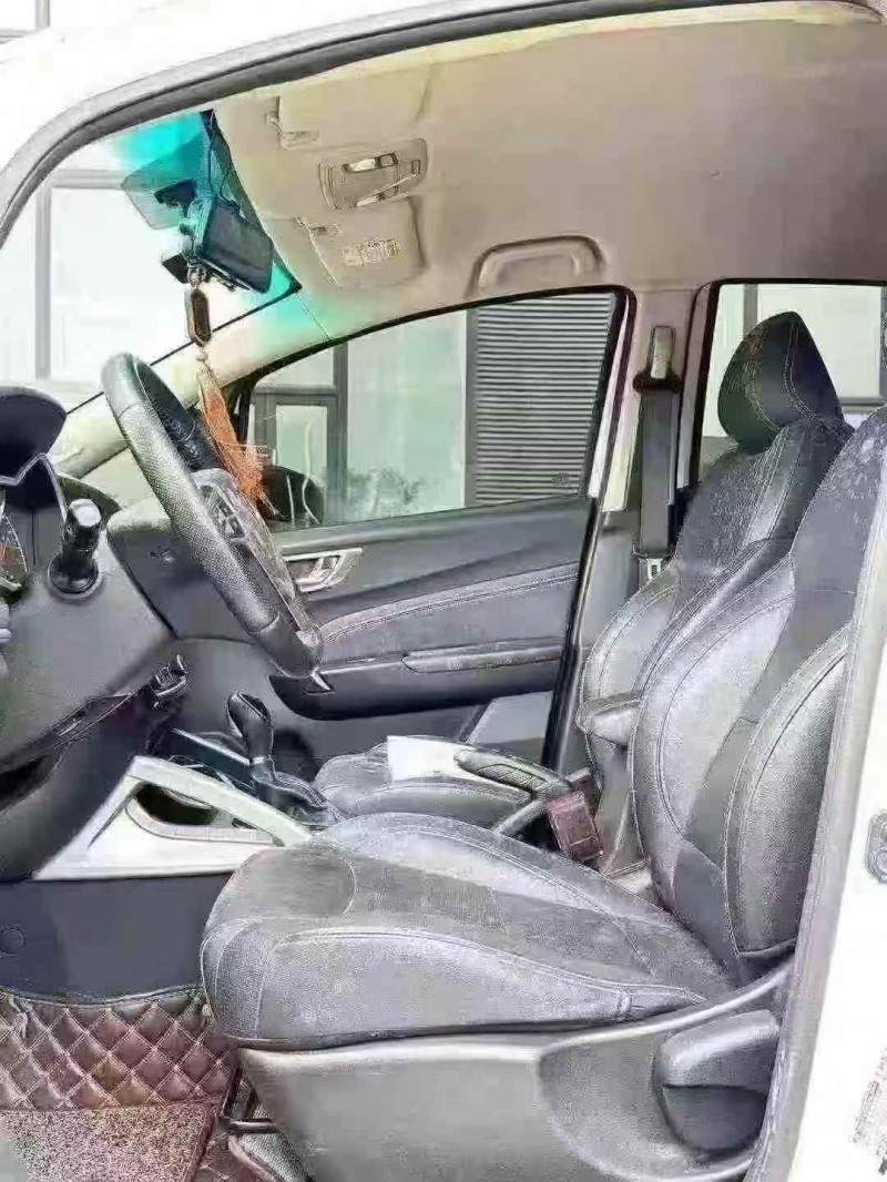 东莞19年吉利远景6