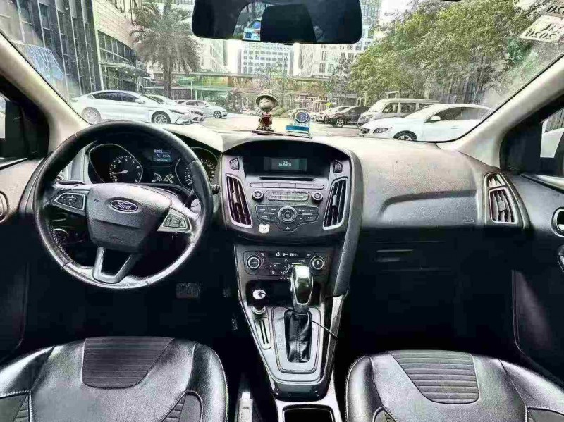 佛山16年福特福克斯7