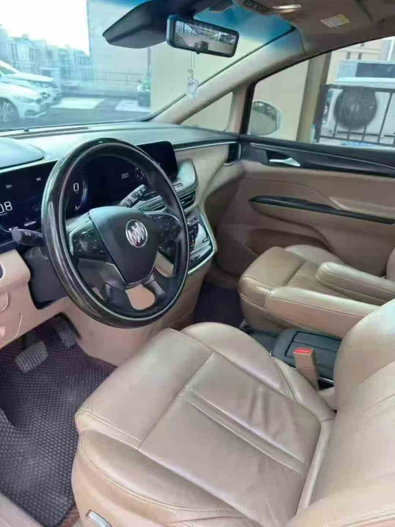 淮安21年别克GL85