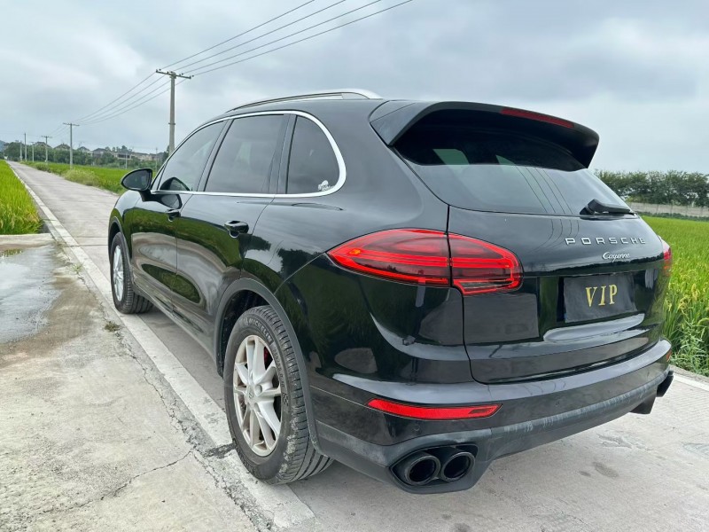 杭州15年保时捷卡宴7