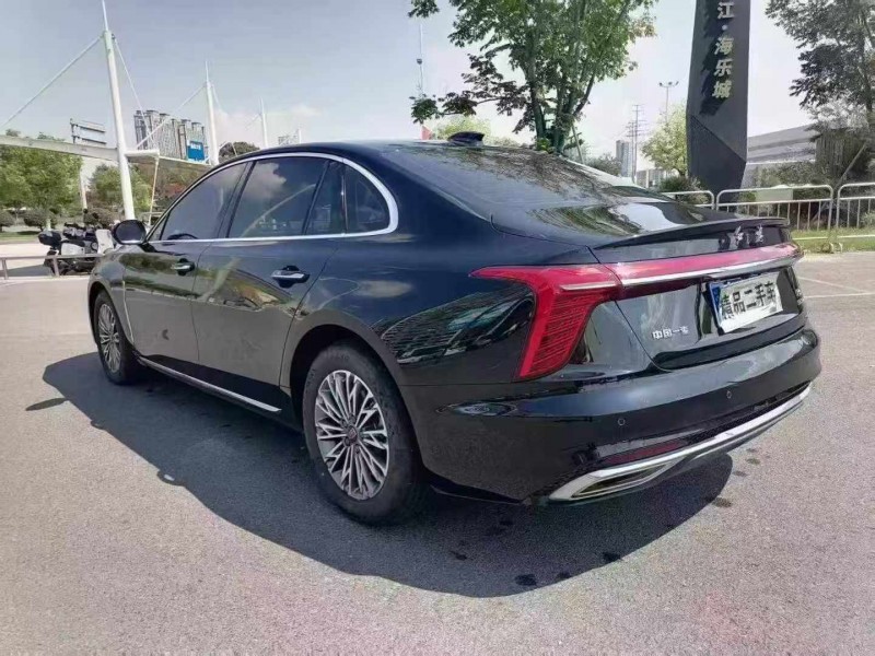 金华24年红旗H52