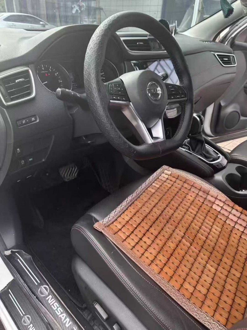 佛山21年日产逍客4