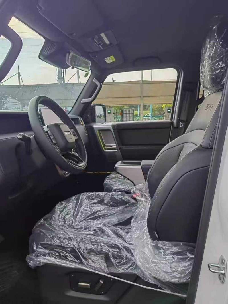 金华25年奇瑞ICAR5