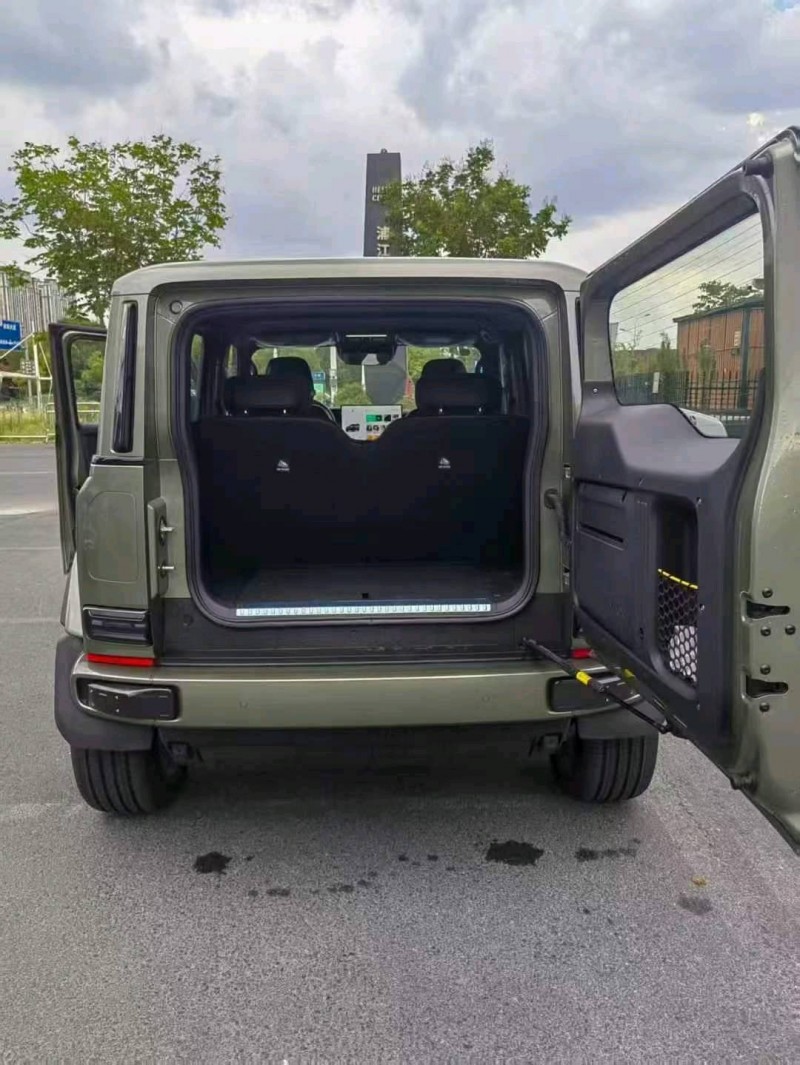 金华25年奇瑞ICAR7