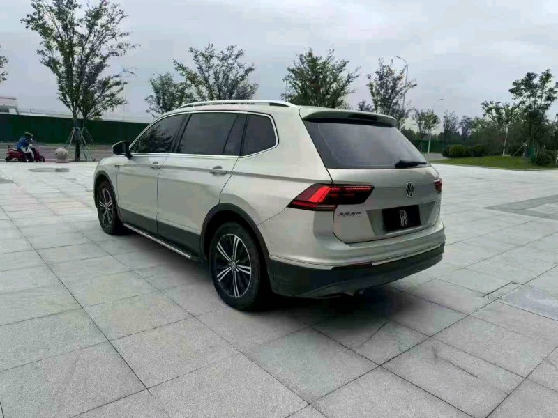 扬州18年大众途观4