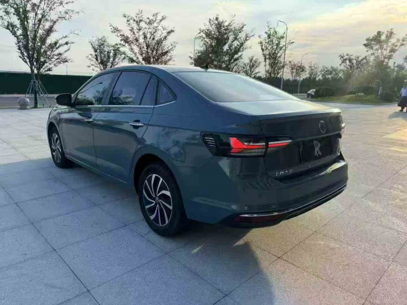 扬州23年大众朗逸4