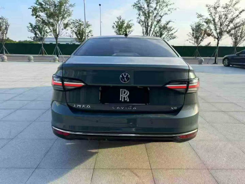 扬州23年大众朗逸9