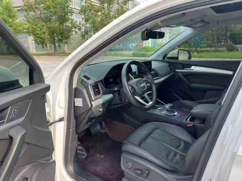 苏州21年奥迪Q56