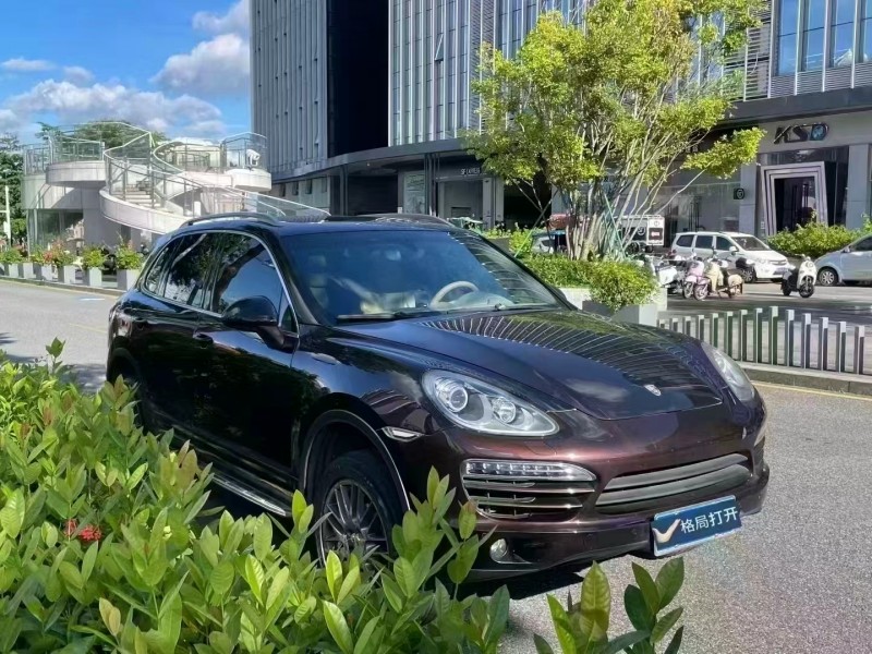 深圳13年保时捷卡宴2