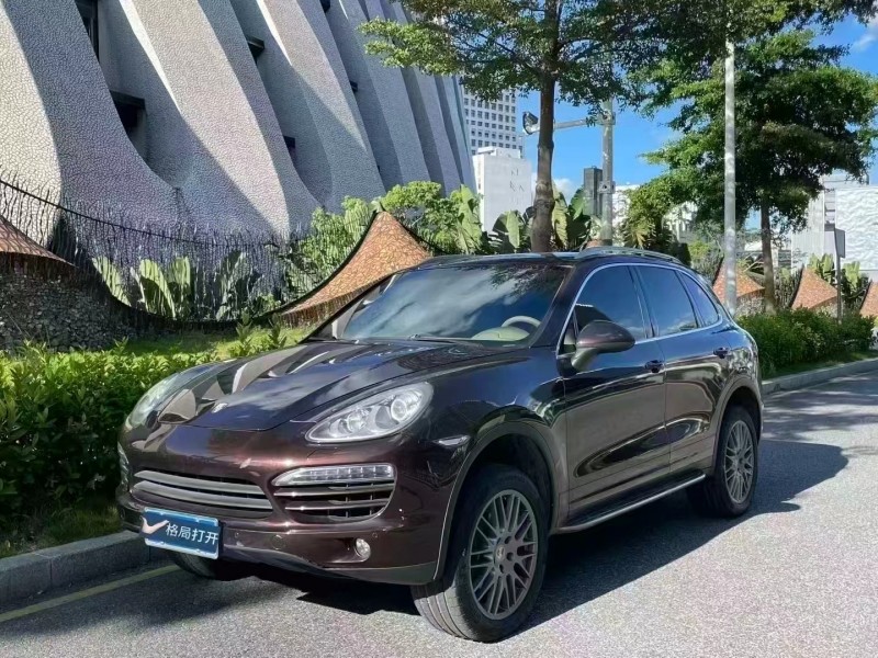 深圳13年保时捷卡宴3